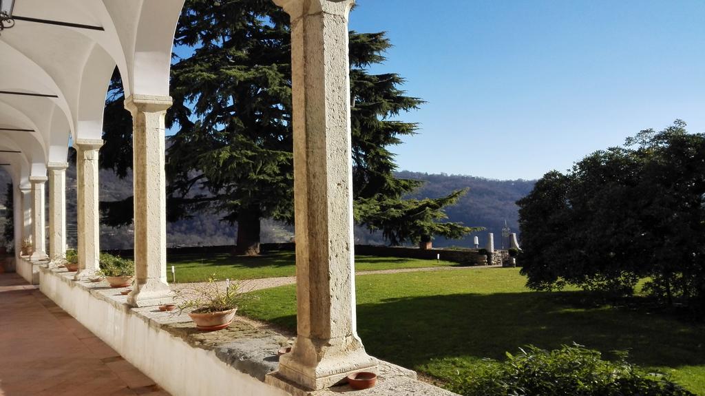 Castello Degli Angeli Hotel Carobbio degli Angeli Eksteriør billede